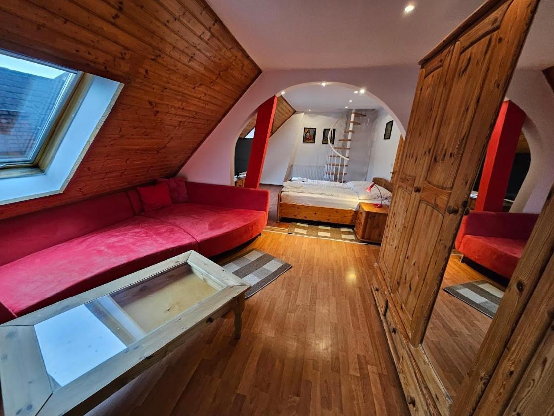 Апартаменти Pension Donaublick Grein 2 In Stifterstrasse19. Екстер'єр фото