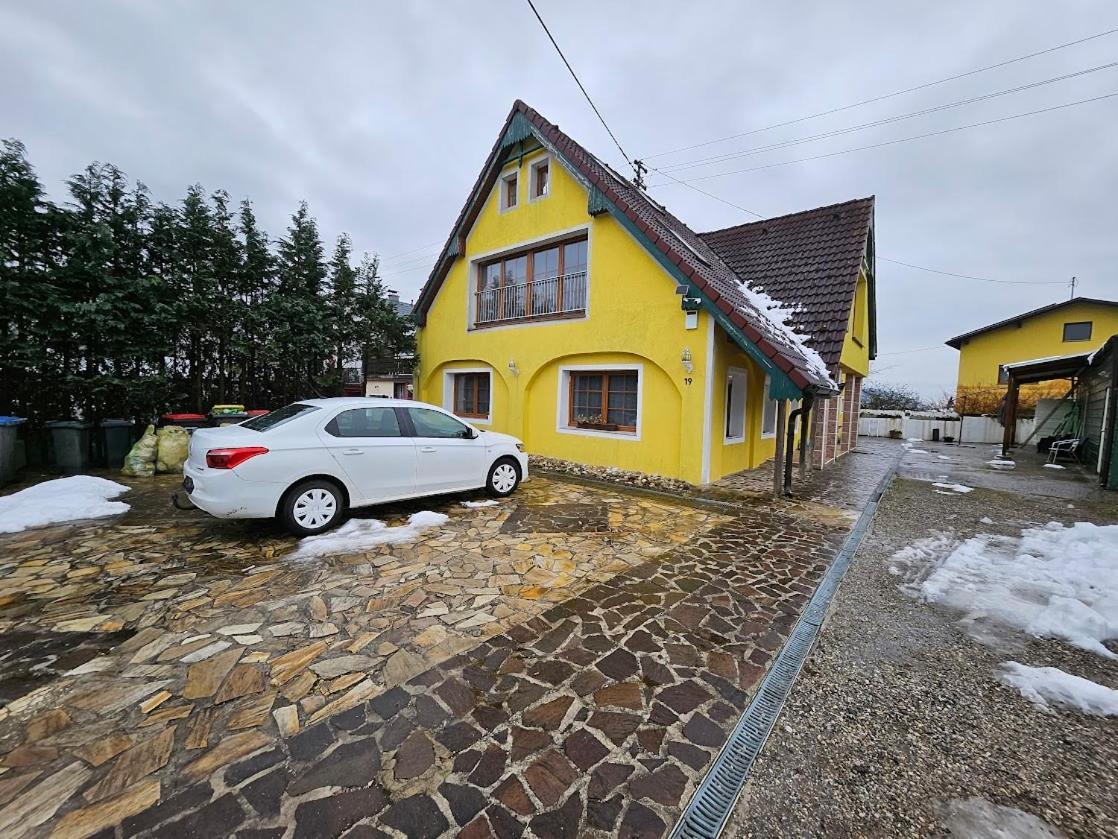 Апартаменти Pension Donaublick Grein 2 In Stifterstrasse19. Екстер'єр фото